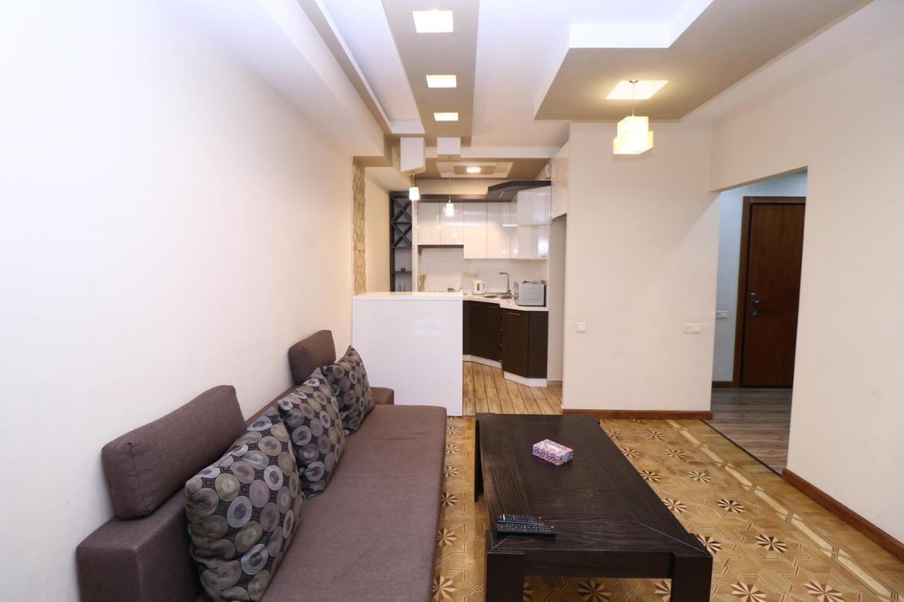 Stay Inn Apartments Near Northern Avenue 耶烈万 外观 照片